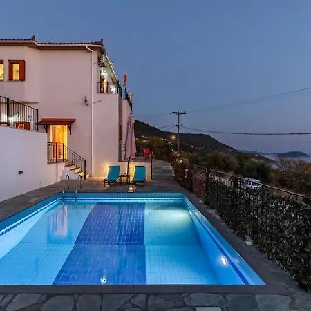 Disi With Private Pool At The Price
