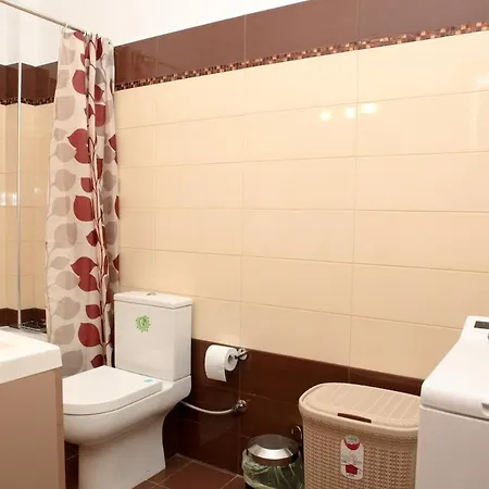Disi With Private Pool At The Price